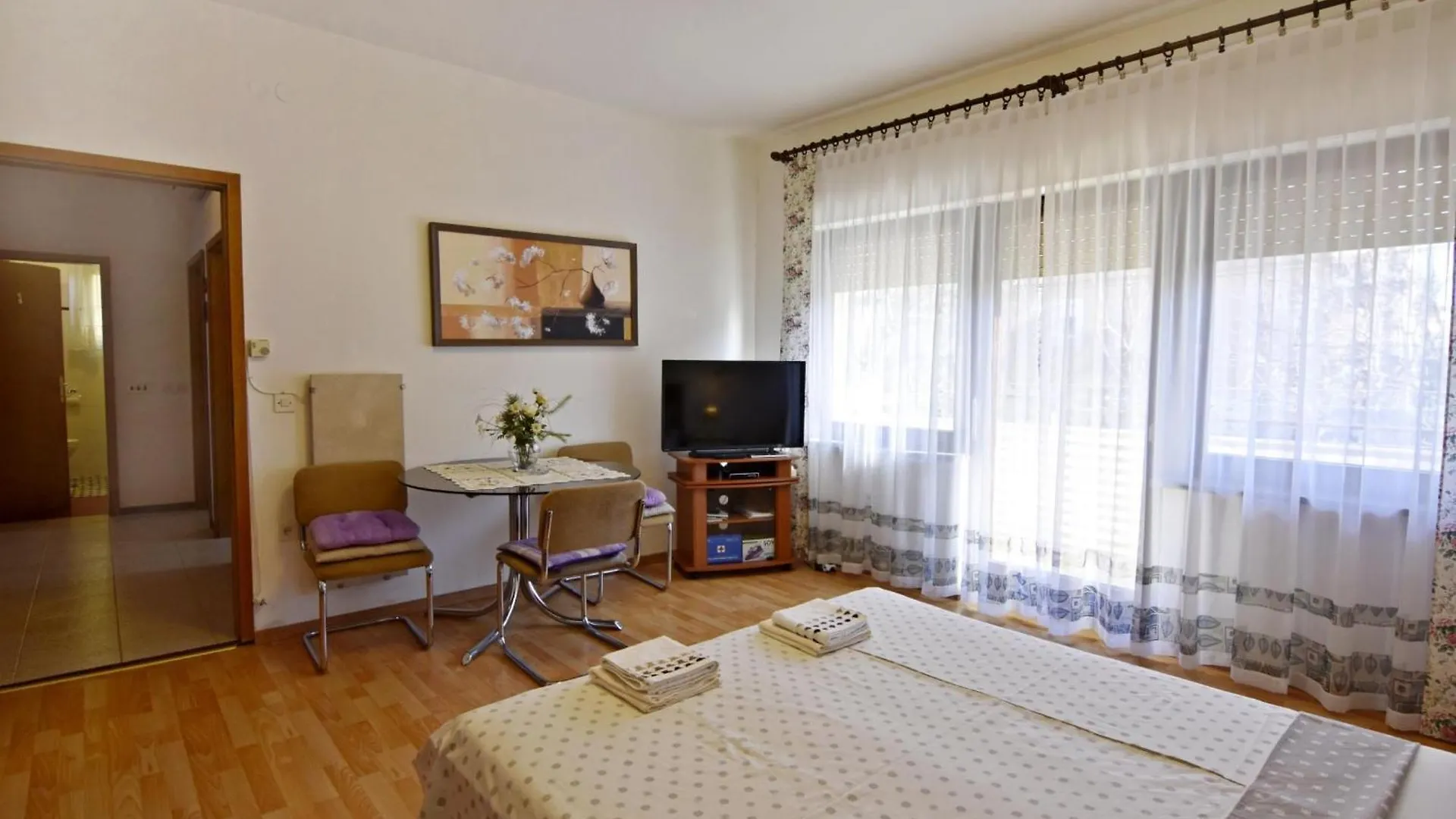 Apartments With A Parking Space Umag - 22482 Kroatië