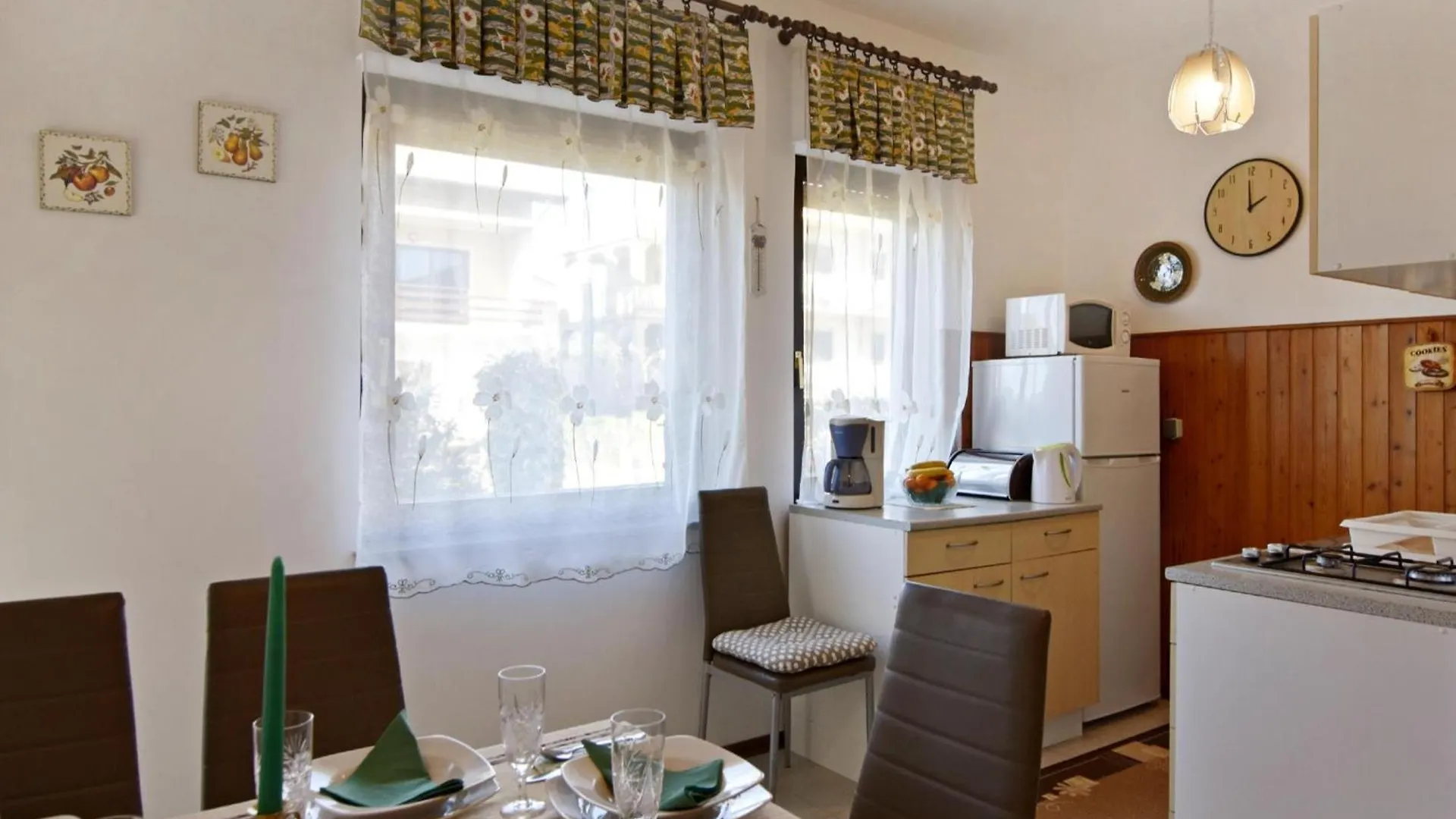 Apartments With A Parking Space Umag - 22482